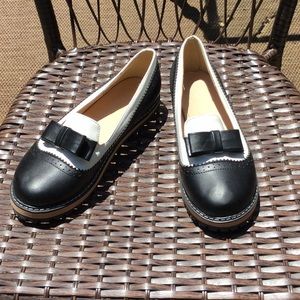 Black-and-white unbranded shoes